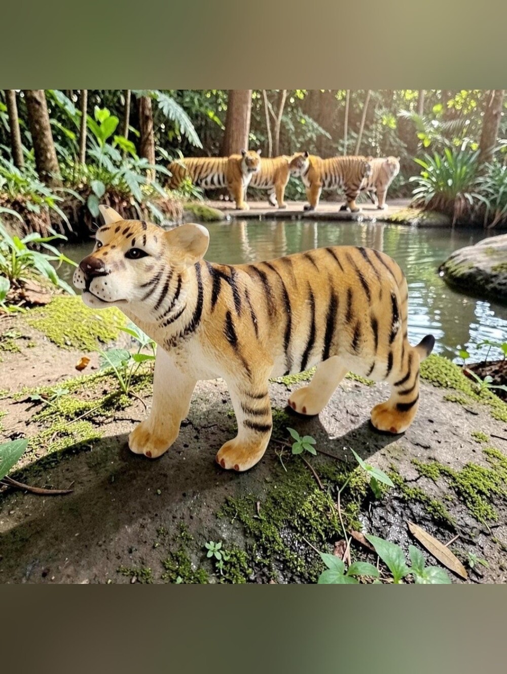 2007 Blip Toys 5"Miniature Bengal Tiger Cub Safari Wildlife Pocket Action Figure